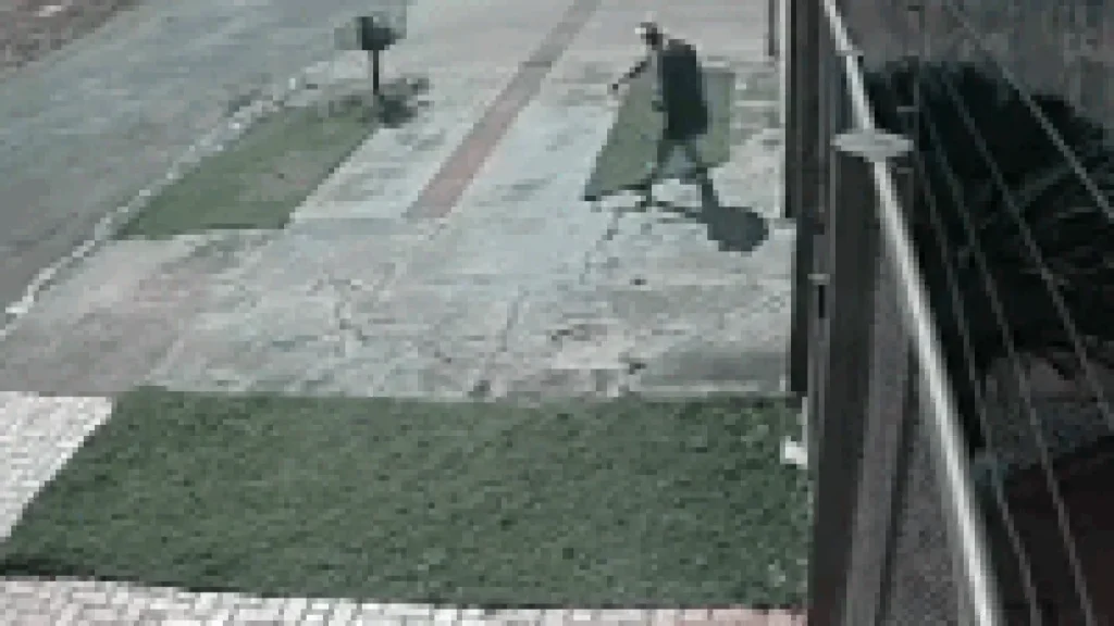 Ladrão furta casa e foge com TV na Vila Ipiranga, em Campo Grande