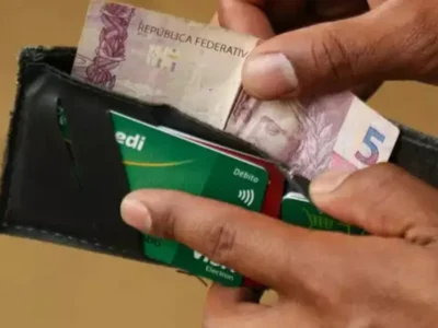 Brasileiros têm R$ 5,1 bi esquecidos em bancos; saque disponível