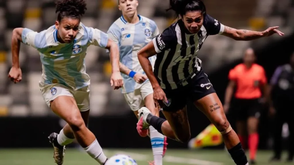 Atlético-MG vence Grêmio e encerra jejum no Brasileirão Feminino